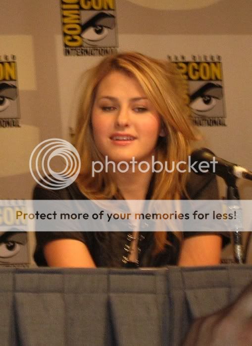 Scout_Taylor-Compton_at_Comic-Con.jpg